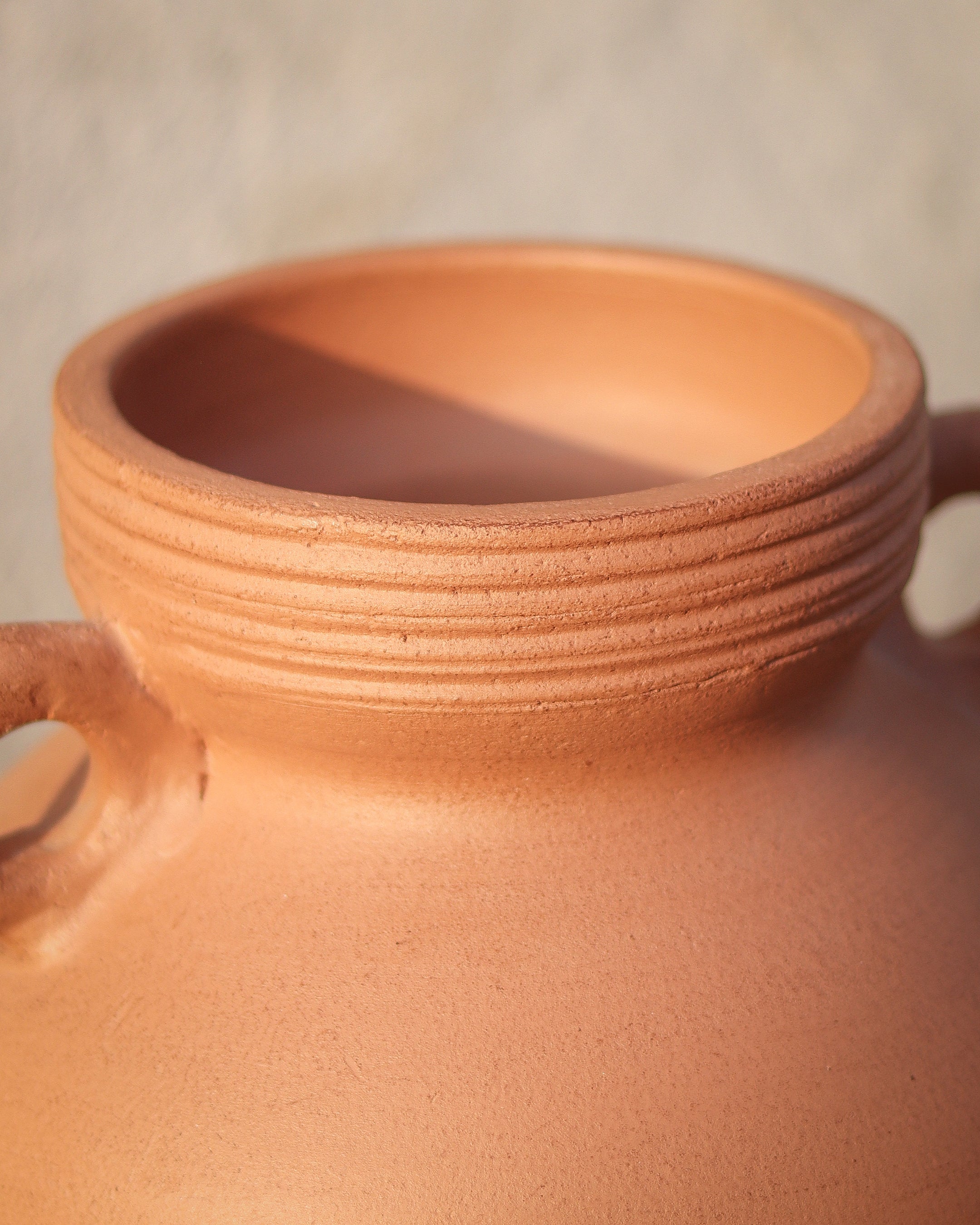 TerraAura - Terra Classic Terracotta Vase