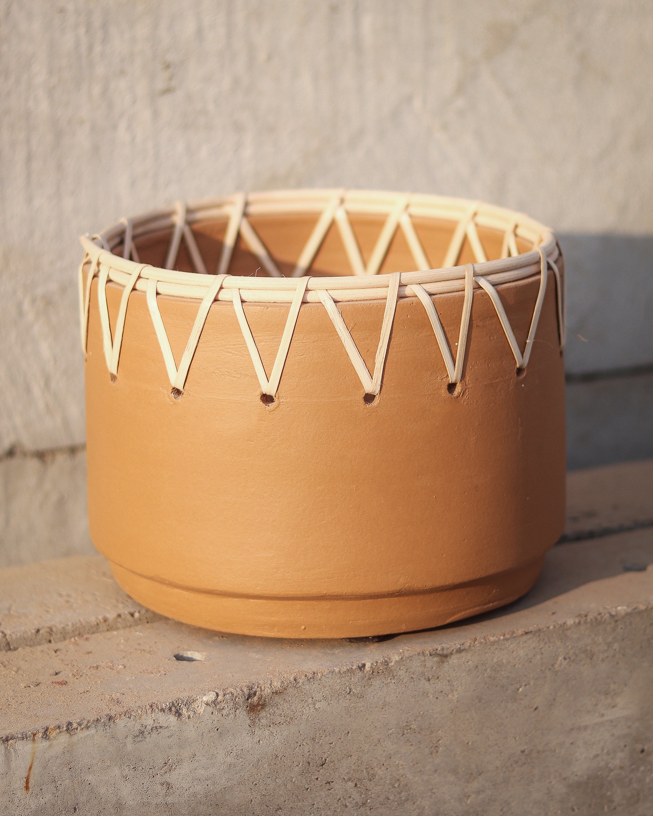 TerraLace - Terra Classic Terracotta Vase