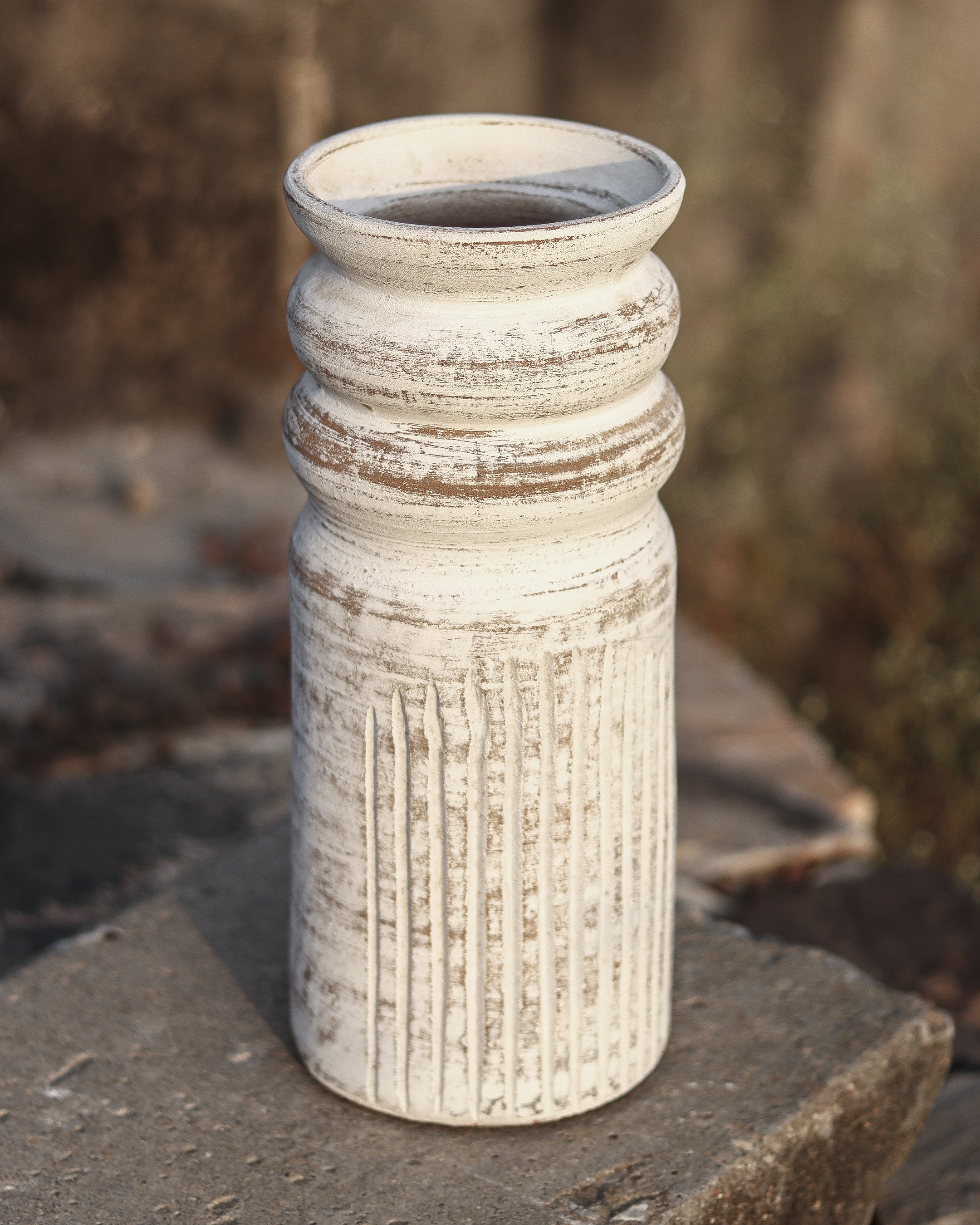 HERITAGE - Terra White Terracotta Vase